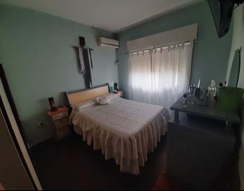 Casa Americana 3 amb con con parque Moron sur