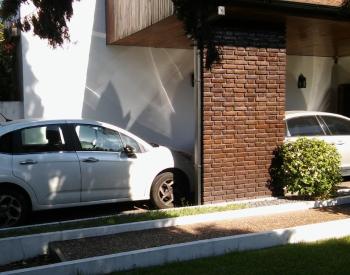 Vende Exc. Chalet 4 Amb. En Castelar Norte