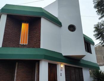 Casa Amer. 4 amb con patio, jardin y 2 cocheras