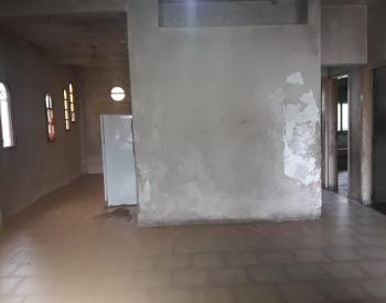 Chalet en PH, 3 amb.  patio y cochera a reciclar