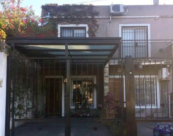 Exc. Duplex con fondo y cochera en ituzaingo norte