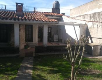 Exelente Chalet de 3 Ambientes con Parque