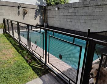 Exc. Chalet 4 Amb. Fondo, Piscina y garage 2 autos