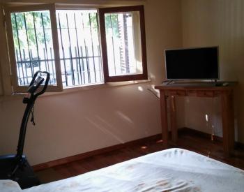 Vende Exc. Chalet 4 Amb. En Castelar Norte