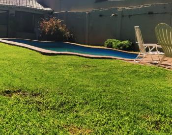 Chalet 3 amb, s/lote de 418 m2 en Castelar Norte
