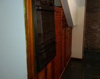 Hermoso chalet 5 Amb. con amplio parque y pileta