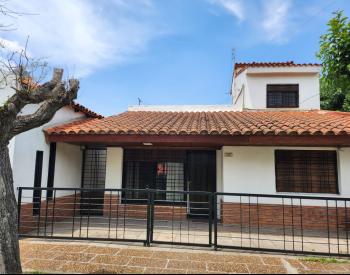 Chalet 3 amb con terraza y cochera