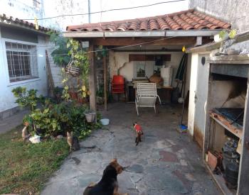 Vende Chalet 5 Ambientes en Parque Ayerza