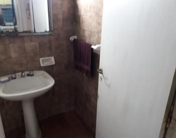 Casa americana, 4 amb. a 150 mtrs de Santa Rosa