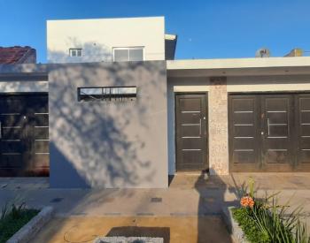 Ph 3 amb al frente con jardin y cochera
