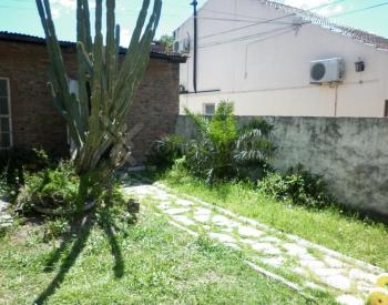 Vende Chalet en Castelar Sur 