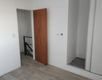Hermosos Duplex 3 ambientes con fondo y cochera