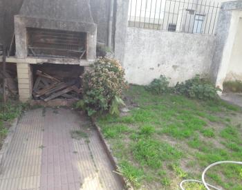 Casa americana, 4 amb. a 150 mtrs de Santa Rosa