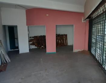 Local en venta sobre av Sarmiento en Parque Ayerza