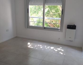 Vende dpto 3 amb con cochera a 3 c/est. Ituzaingo