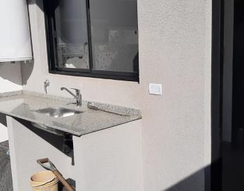 Exc, Duplex 3 amb a est. con fondo y garage