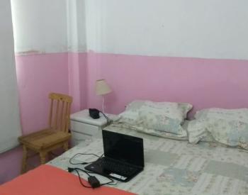 Exc propiedad en 2 plantas, 4 amb, parque y pileta