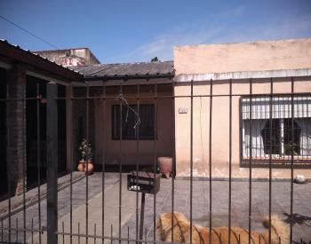 Chalet 4 Amb con parque y dependencias