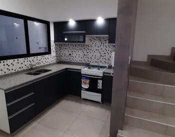 Exc, Duplex 3 amb a est. con fondo y garage