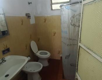 Casa amer a actualizar 3 amb con fondo y cochera