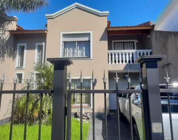 Exc Chalet en Ph, 4 amb Fondo c/pileta, 2 Cocheras
