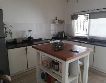 Venta Impecable casa americana en Castelar Norte