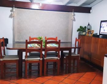 Chalet 3 amb, s/lote de 418 m2 en Castelar Norte