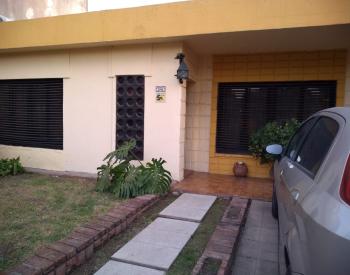 Exc casa americana s/lote de 10x36 apta 2 familias