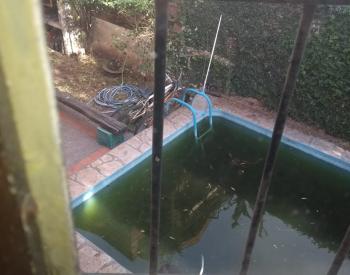 Exc Propiedad en 2 plantas, 4 amb. parque y pileta