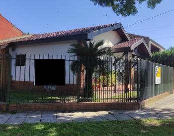 Chalet 3 ambientes con cochera en Castelar Sur