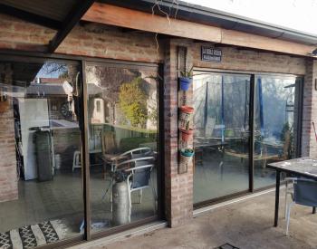 Vende exc, casa 4 Amb. con fondo y piscina