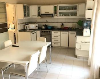 Chalet 6 amb s/lote de 613 m2 a 10/c est Ituzaingo