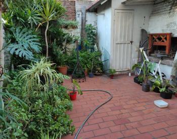 Vende exc. PH 4 amb. con cochera en castelar norte
