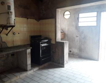Chalet en PH, 3 amb.  patio y cochera a reciclar