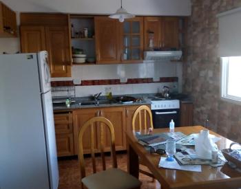 Impecable dpto 2 amb. con balcon terraza y cochera