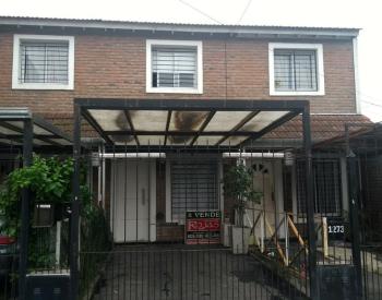 Duplex al fte. 3 Amb, fondo, parrila y cochera.