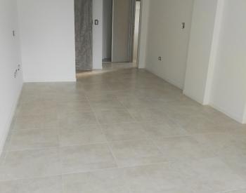 Vende dpto 3 amb con cochera a 3 c/est. Ituzaingo