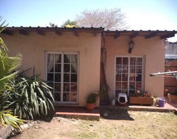 Chalet 4 Amb con parque y dependencias