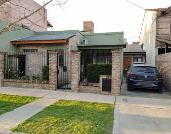 Vende exc, casa 4 Amb. con fondo y piscina