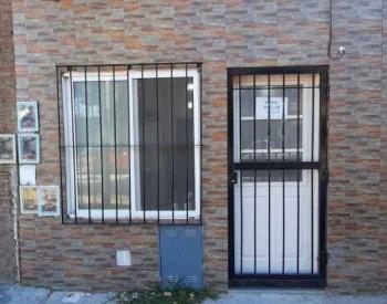 Monoamb. al frente a metros de Vergara y Acc.Oeste