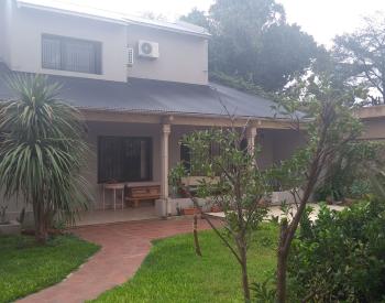 Exc propiedad, muy Residencial. Parque con Pileta