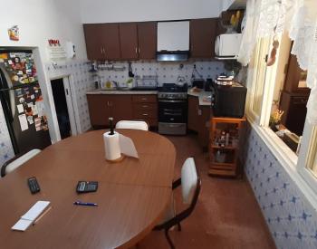 Exc. Casa America 4 amb. con fondo y pileta