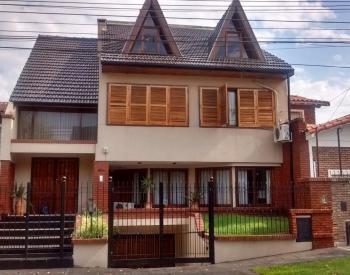Parque Ayerza, Chalet categoría, IMPECABLE