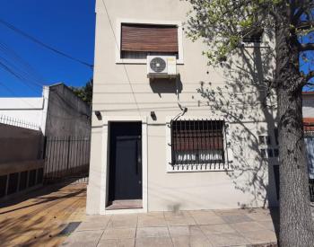Dpto 2 amb con balcon y cochera en Castelar Norte