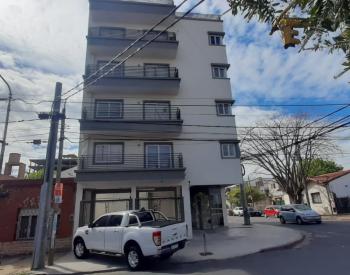 Exc. Dpto 2 amb con Balcon cochera opcional