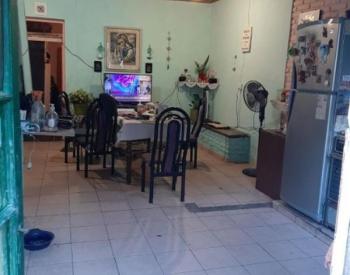 Casa a refaccionar s/lote 376 m2  ideal inversor