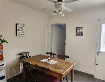 Casa Ame. 4 amb., fondo, quincho y pileta, garage