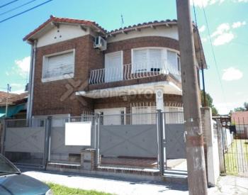 Vende Chalet en Castelar Sur 