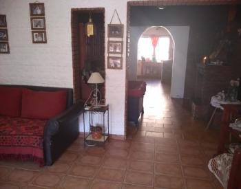 Chalet 4 Amb con parque y dependencias