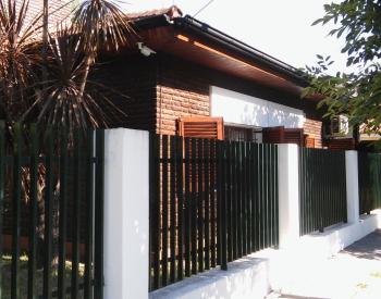 Vende Exc. Chalet 4 Amb. En Castelar Norte